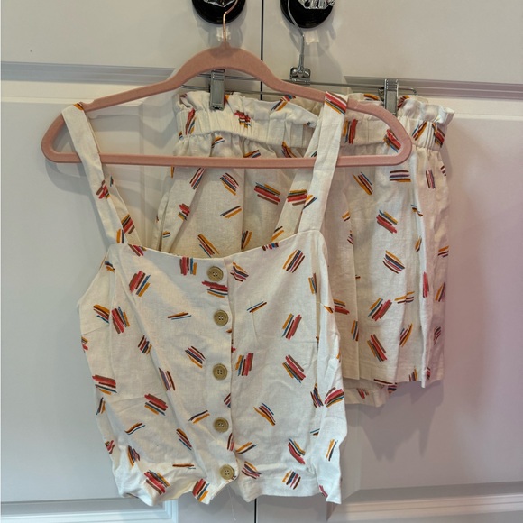 Patterned top- part of a set - Picture 3 of 3